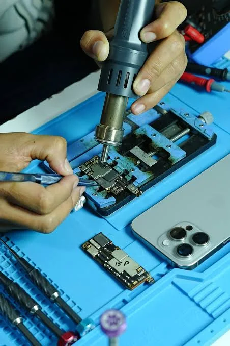 Fix My Gadget Johannesburg | Laptop, MacBook, iPhone Repair - iPhone opened for screen and battery repair in a workshop
