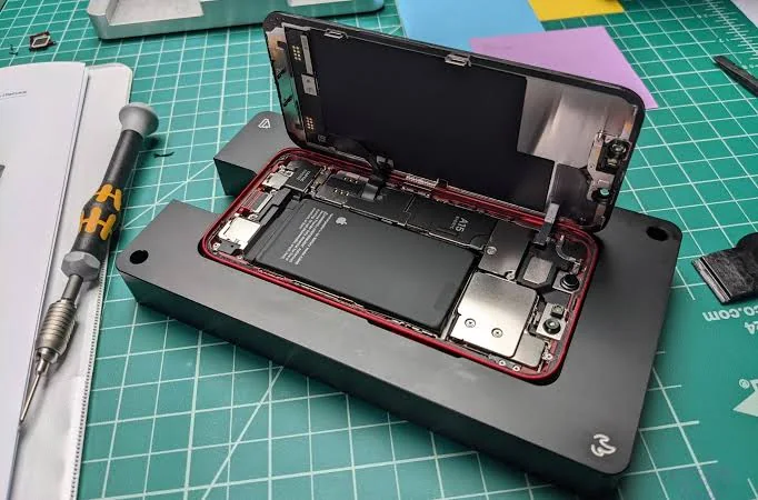 Fix My Gadget Johannesburg | Laptop, MacBook, iPhone Repair - iPhone board repair and microsoldering diagnostic service