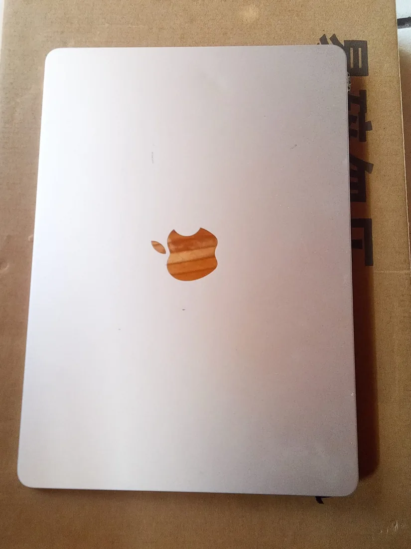 MacBook screen replacement assembly cost factor Johannesburg