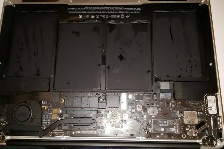 Laptop hardware repair in Parkhurst