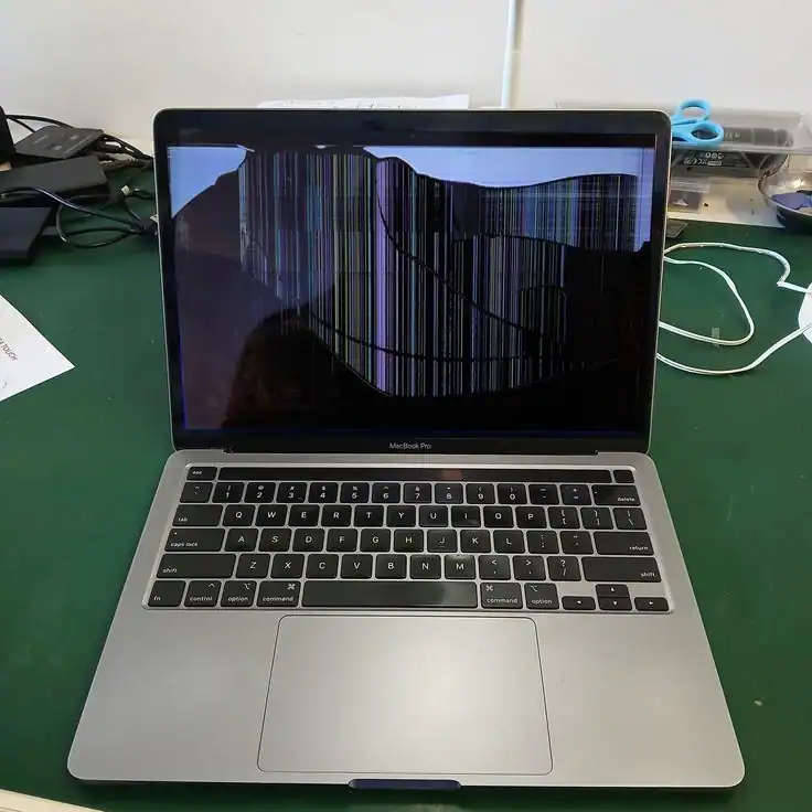 Black MacBook Pro screen before repair in Johannesburg