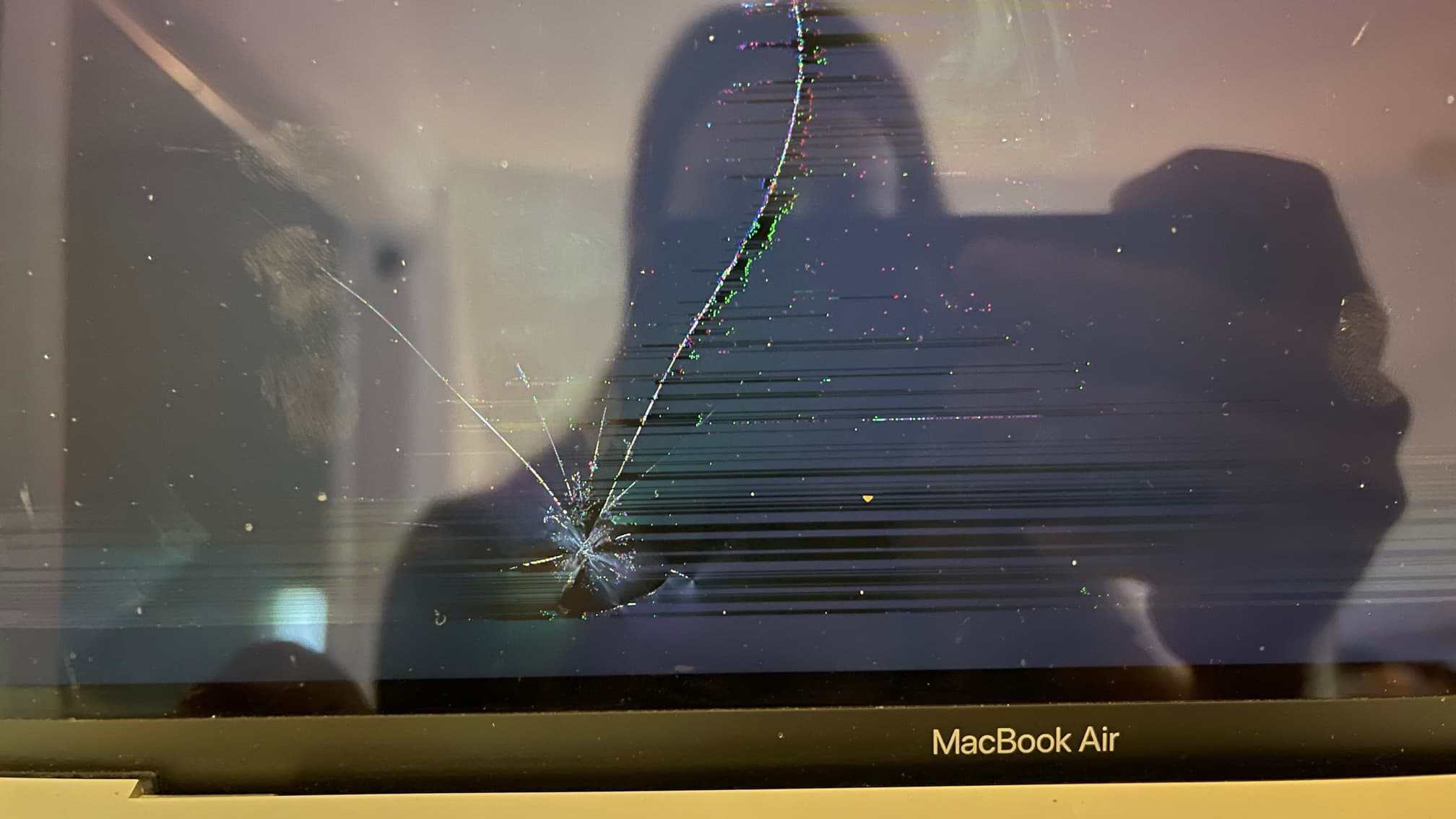 Broken MacBook Air screen ready for replacement